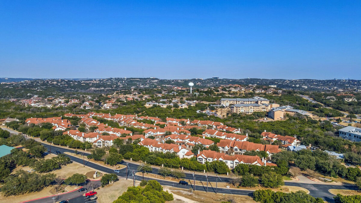 Sale of 250Unit Townhouse Community, Barton Creek Villas, in Texas